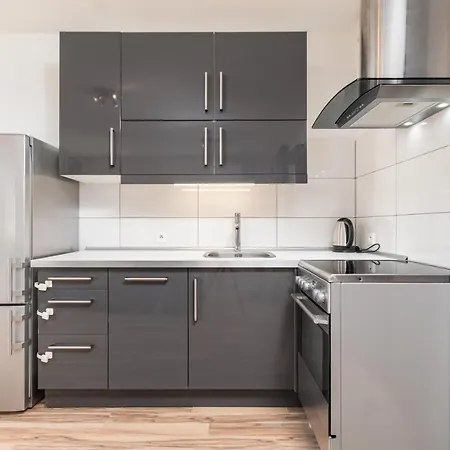 Podchorazych 41 By Homeprime Apartment *