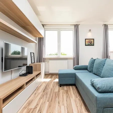 Podchorazych 41 By Homeprime *