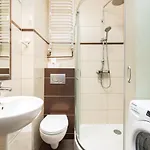 Podchorazych 41 By Homeprime Varsovia